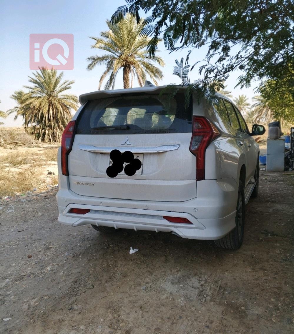 ميتسوبيشي باجيرو سبورت
